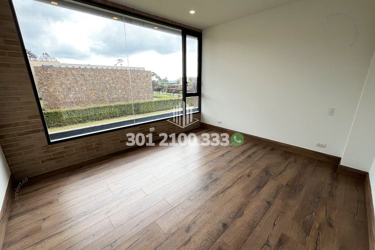 Casa de 3 alcobas en venta en Las Palmas, Envigado, 440 m² · foto 22 de 24