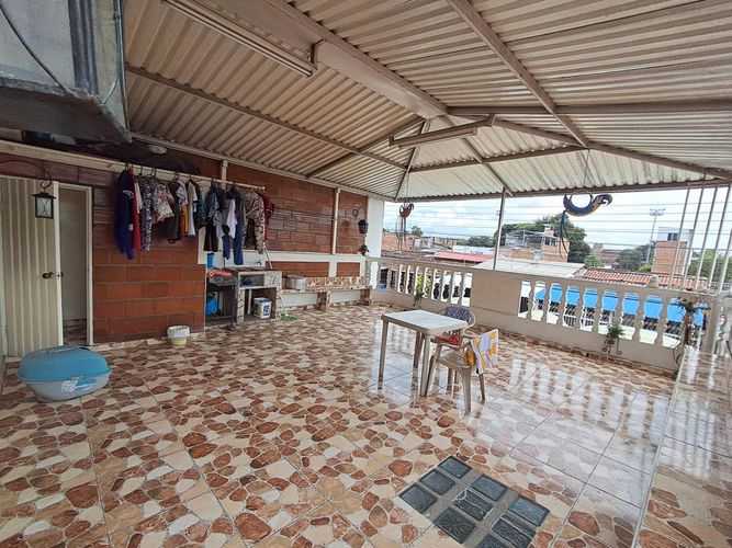 Casa de 5 alcobas en venta en Sauces, Palmira, 187 m² · foto 12 de 13