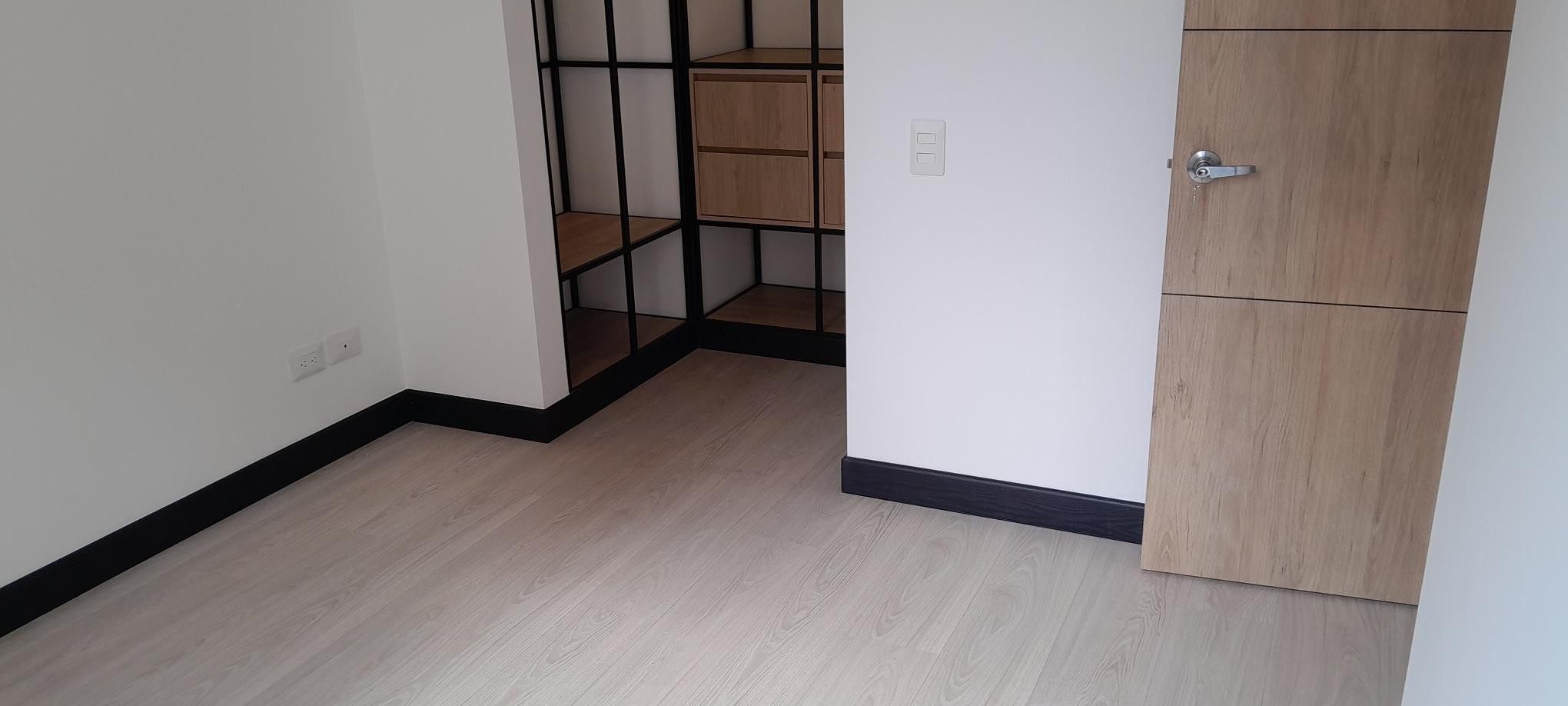 Apartamento en venta en Santa Barbara, Bogotá · foto 10 de 16