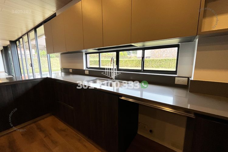 Casa de 3 alcobas en venta en Las Palmas, Envigado, 440 m² · foto 12 de 24