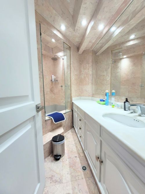 Apartamento de 4 alcobas en venta en La Cabrera, Bogotá, 294 m² · foto 10 de 24