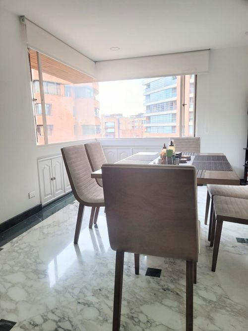 Apartamento de 4 alcobas en venta en La Cabrera, Bogotá, 294 m² · foto 14 de 24