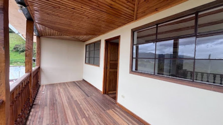Casa de 4 alcobas en arriendo en San Jose Del Triunfo, La Calera, 80 m² · foto 2 de 18