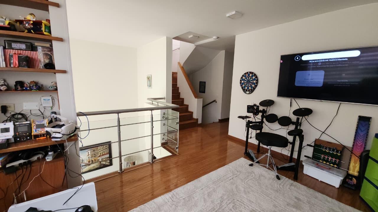 Casa en venta en Colina Campestre, Bogotá · foto 3 de 14