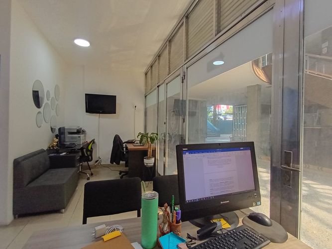 Local en venta en Laureles, Medellín, 45 m² · foto 8 de 10