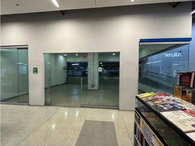 Local en arriendo en Sevilla, Medellín, 51 m² · foto 2 de 8