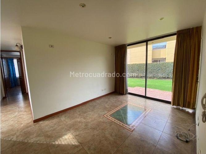 Casa de 5 alcobas en venta en Cc Fontanar, Cajicá, 320 m² · foto 5 de 12