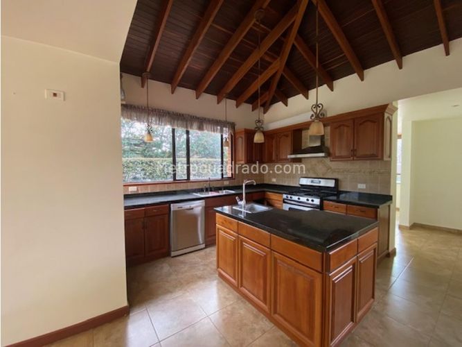 Casa de 5 alcobas en venta en Cc Fontanar, Cajicá, 320 m² · foto 7 de 12