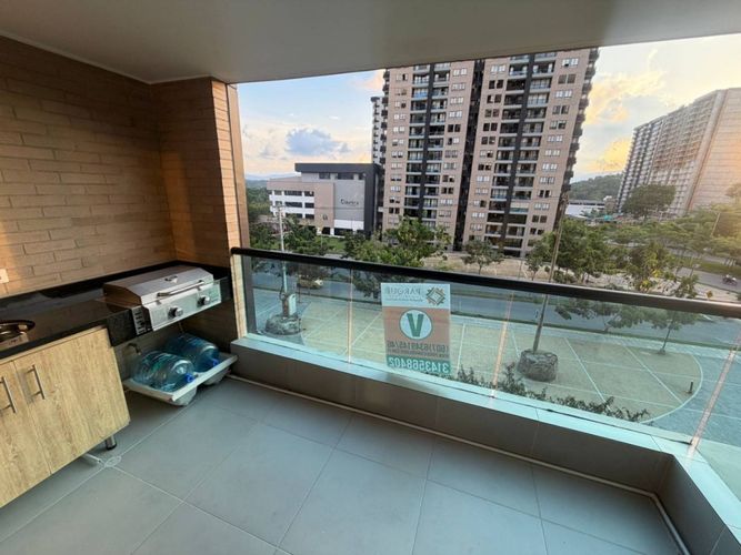 Apartamento de 3 alcobas en venta en Cañaveral, Floridablanca, 90 m² · foto 3 de 12