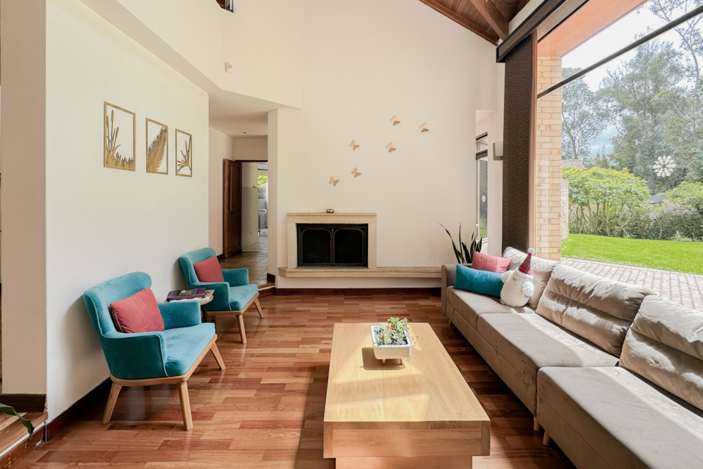 Casa en venta en Vereda El Salitre, La Calera · foto 3 de 24