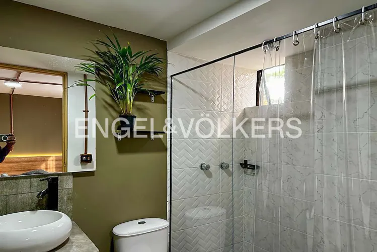 Apartamento de 8 alcobas en arriendo en Santa Maria De Los Angeles, Medellín, 250 m² · foto 4 de 16