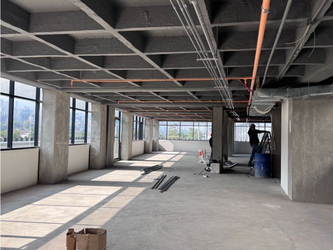Oficina en arriendo en Santa Fe, Medellín, 1618 m² · foto 21 de 24