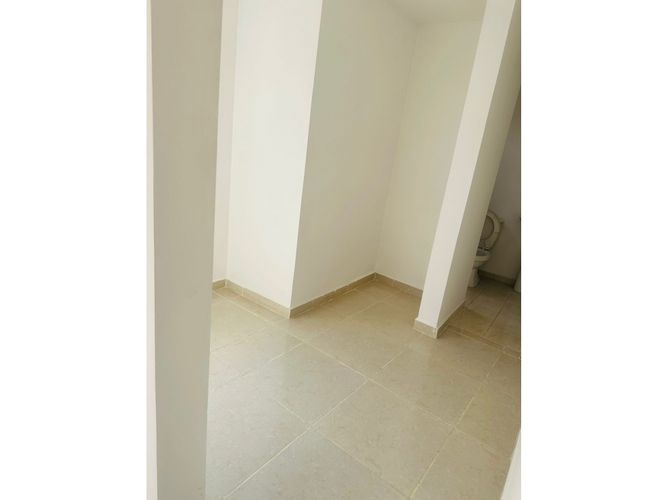 Apartamento de 4 alcobas en venta en Calle Larga, Sabaneta, 209 m² · foto 12 de 24