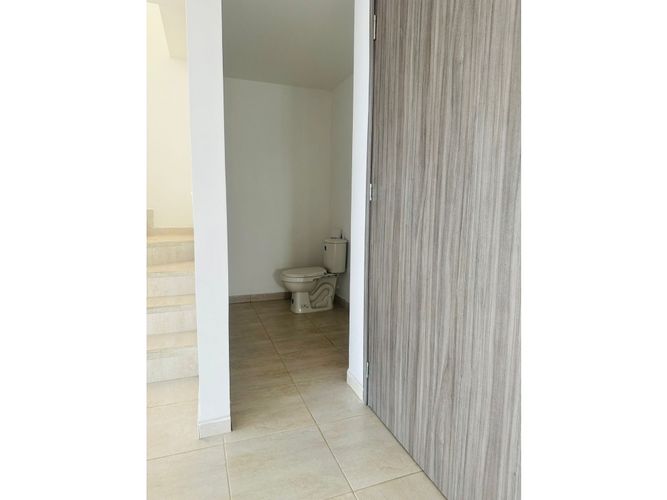 Apartamento de 4 alcobas en venta en Calle Larga, Sabaneta, 209 m² · foto 15 de 24