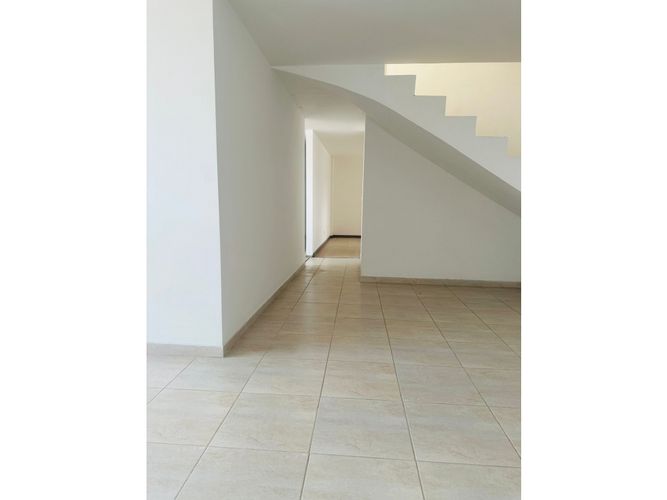 Apartamento de 4 alcobas en venta en Calle Larga, Sabaneta, 209 m² · foto 20 de 24