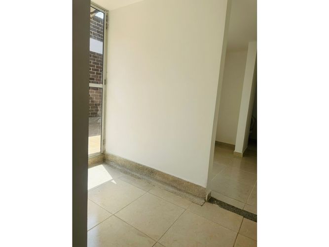 Apartamento de 4 alcobas en venta en Calle Larga, Sabaneta, 209 m² · foto 22 de 24