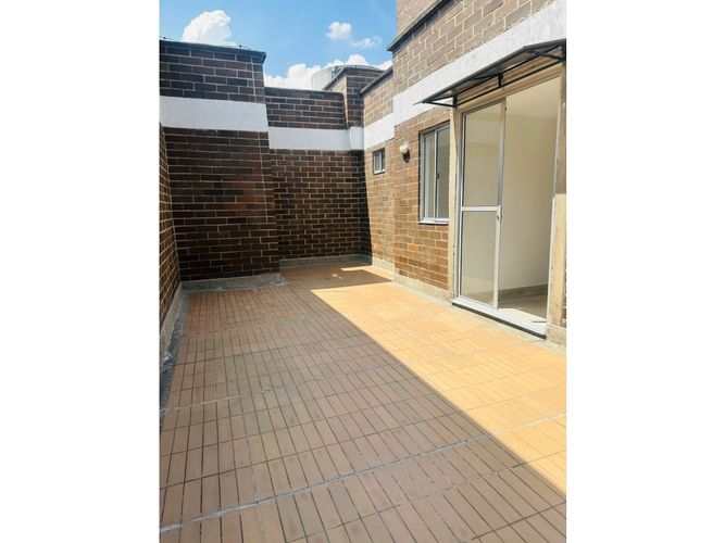 Apartamento de 4 alcobas en venta en Calle Larga, Sabaneta, 209 m² · foto 24 de 24