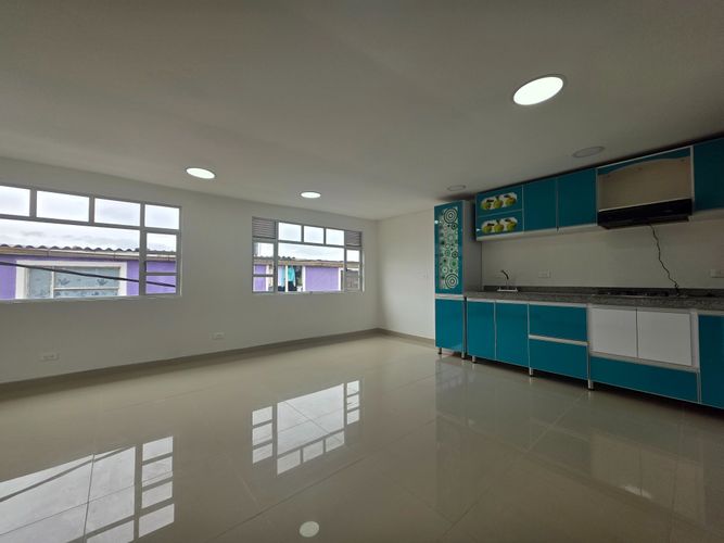 Casa de 4 alcobas en venta en Compartir Sector I, Soacha, 200 m² · foto 2 de 24