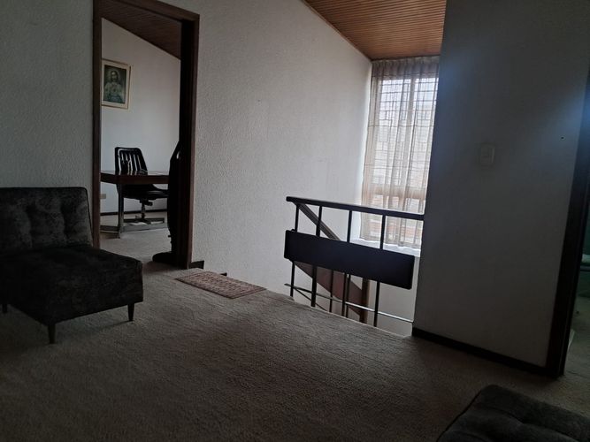 Casa de 4 alcobas en venta en San Nicolas, Bogotá, 220 m² · foto 4 de 16