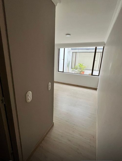 Apartamento de 2 alcobas en arriendo en Nuevo Campin, Bogotá, 69 m² · foto 5 de 19