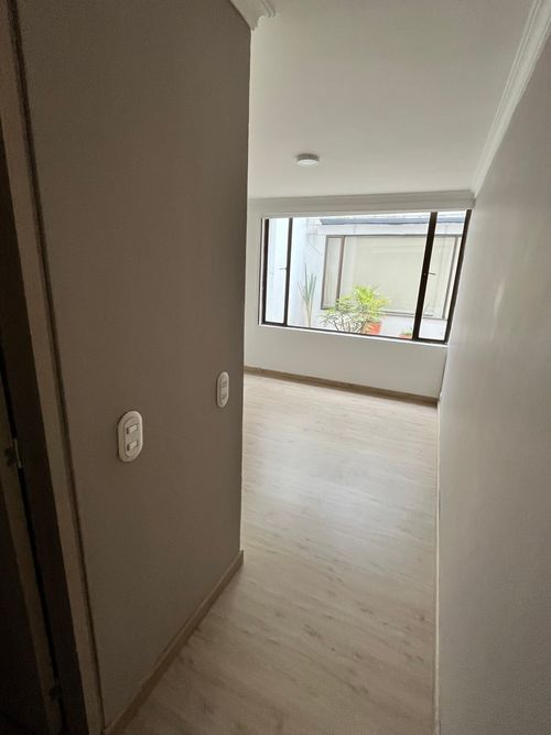 Apartamento de 2 alcobas en arriendo en Nuevo Campin, Bogotá, 69 m² · foto 9 de 19