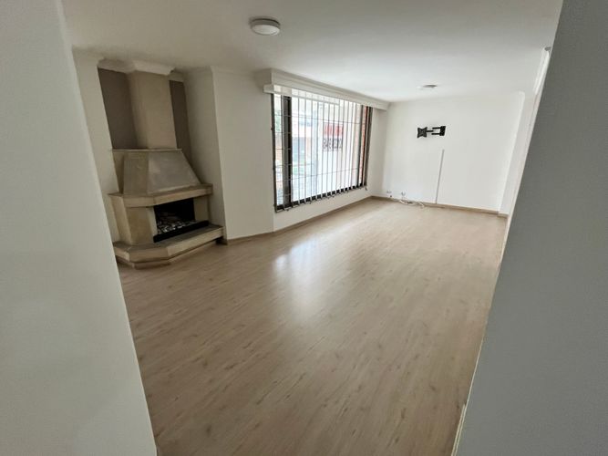 Apartamento de 2 alcobas en arriendo en Nuevo Campin, Bogotá, 69 m² · foto 15 de 19