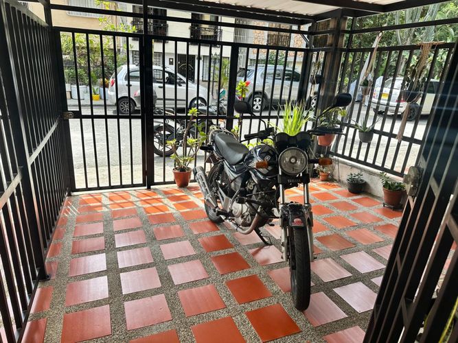 Casa de 3 alcobas en venta en La Florida, Bello, 72 m² · foto 4 de 22