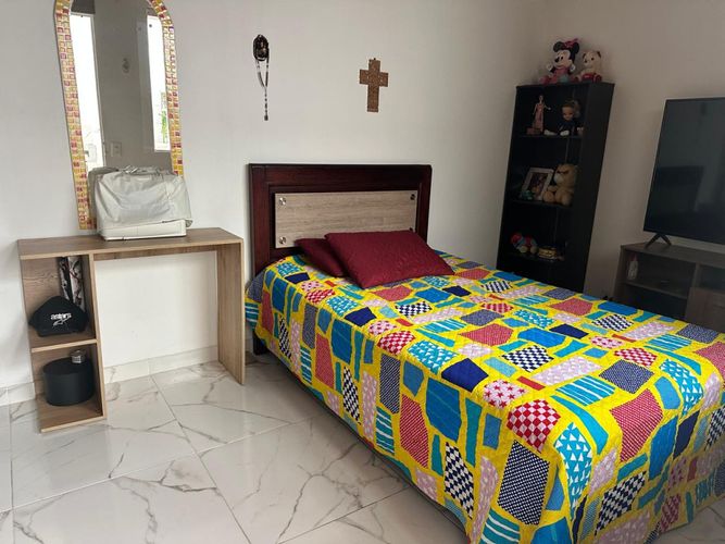 Casa de 3 alcobas en venta en La Florida, Bello, 72 m² · foto 21 de 22