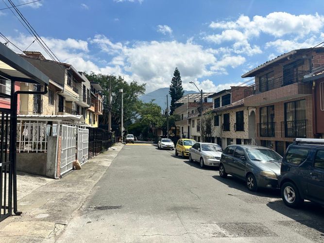 Casa de 3 alcobas en venta en La Florida, Bello, 72 m² · foto 22 de 22