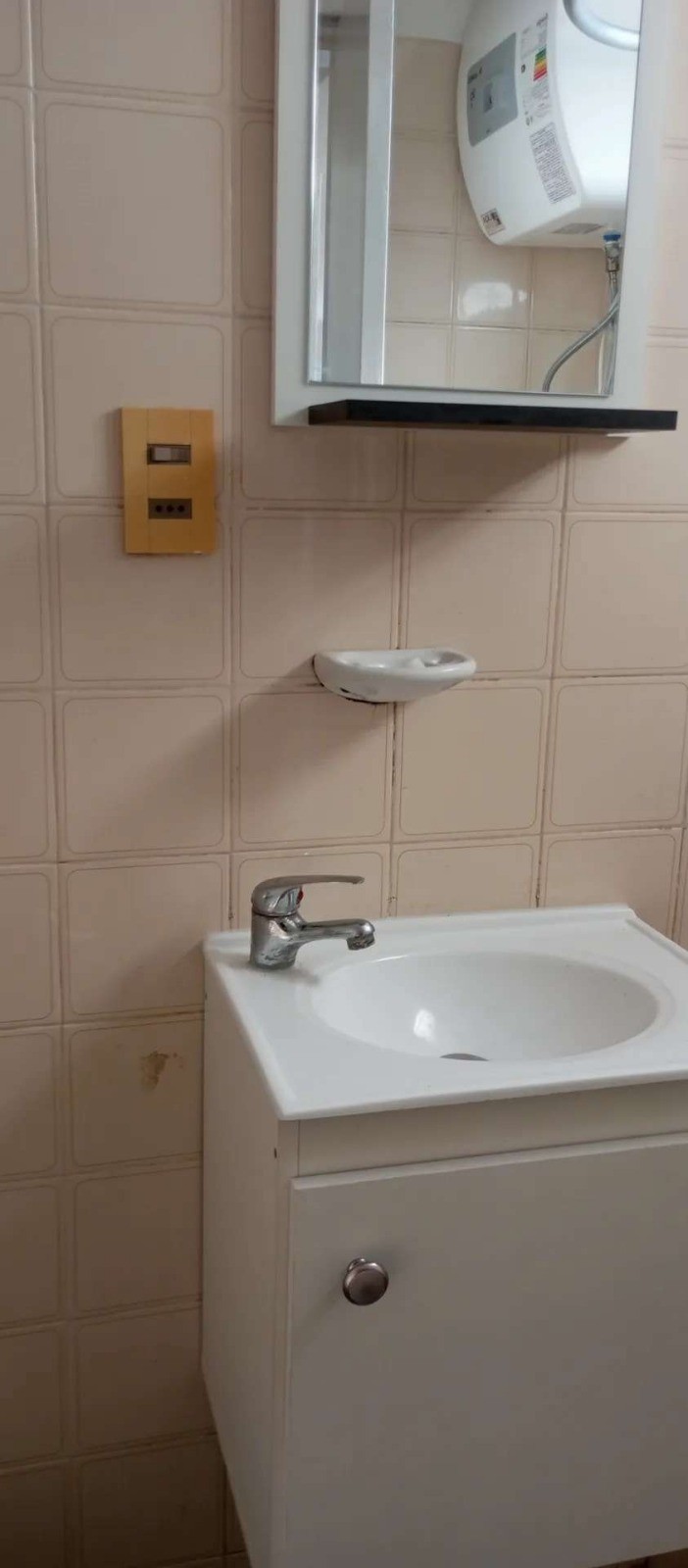 Alquiler Monoambiente piso 7 en Centro con calefón · Foto 10