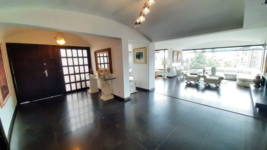 Apartamento en venta en Cerros De Suba, Bogotá · foto 11 de 23