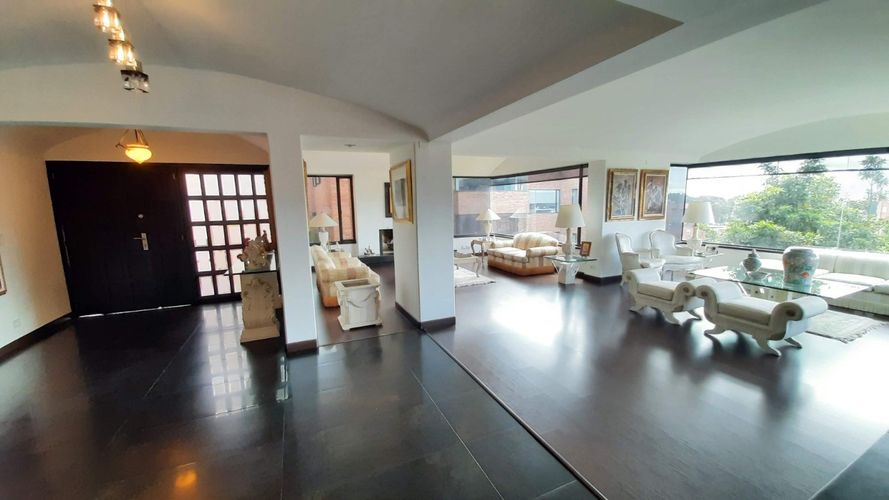 Apartamento en venta en Cerros De Suba, Bogotá · foto 12 de 23