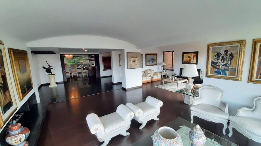 Apartamento en venta en Cerros De Suba, Bogotá · foto 18 de 23
