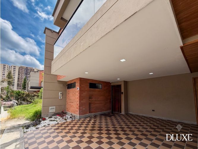 Casa de 3 alcobas en venta en Rionegro, 167 m² · foto 2 de 24
