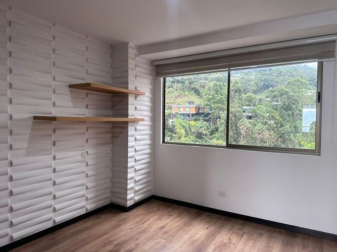 Apartamento de 2 alcobas en arriendo en El Poblado, Medellín, 105 m² · foto 9 de 19