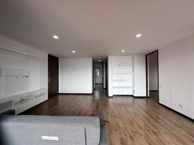 Apartamento de 2 alcobas en arriendo en El Poblado, Medellín, 105 m² · foto 7 de 19