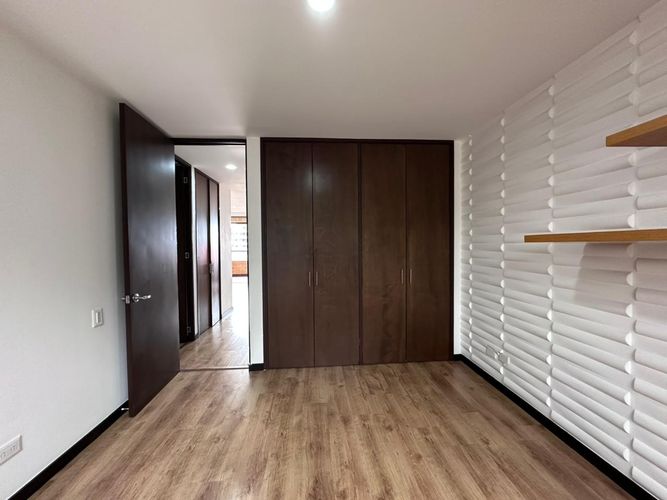 Apartamento de 2 alcobas en arriendo en El Poblado, Medellín, 105 m² · foto 12 de 19