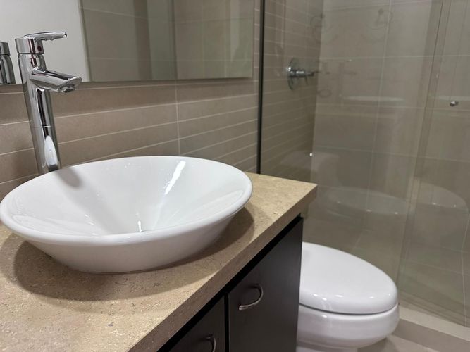 Apartamento de 2 alcobas en arriendo en El Poblado, Medellín, 105 m² · foto 18 de 19