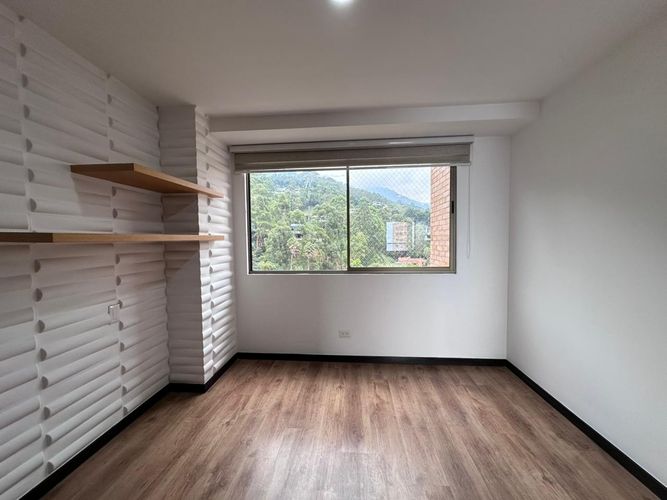 Apartamento de 2 alcobas en arriendo en El Poblado, Medellín, 105 m² · foto 14 de 19