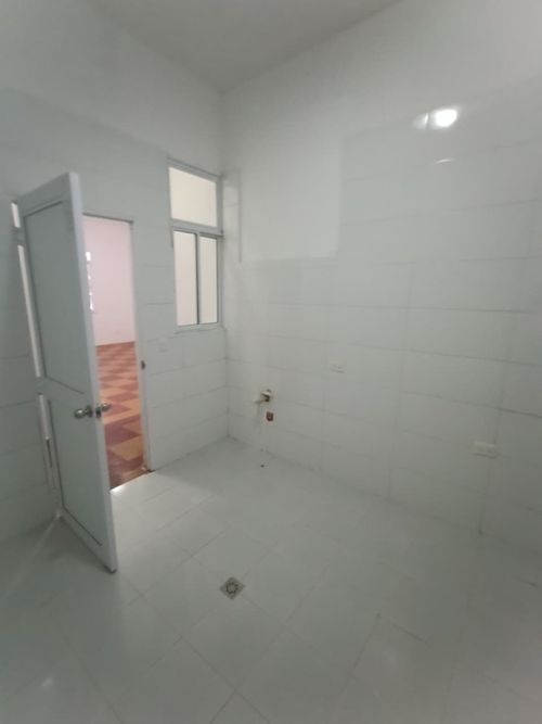 Casa de 13 alcobas en arriendo en Bellavista, Barranquilla, 400 m² · foto 8 de 24