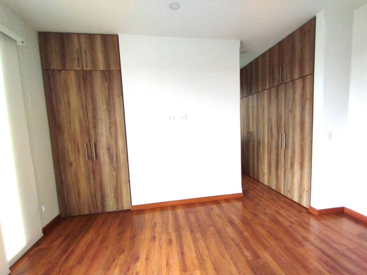 Apartamento en venta en Caobos Salazar, Bogotá · foto 15 de 24