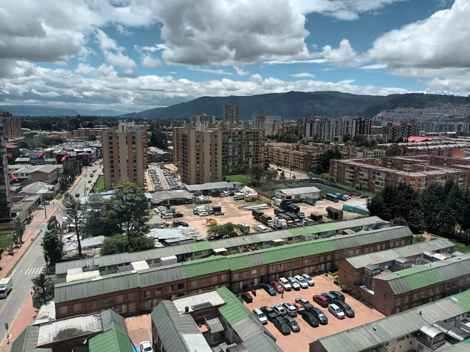 Apartamento en venta en Cantalejo, Bogotá · foto 2 de 16