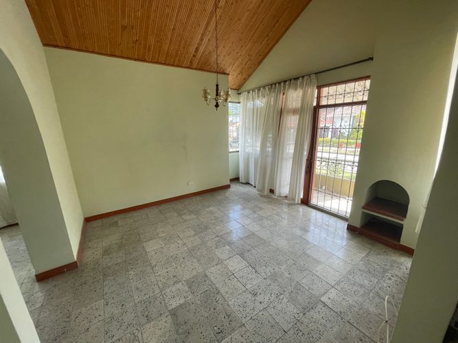 Casa de 7 alcobas en venta en Parque Residencial Netania, Armenia, 295 m² · foto 7 de 22