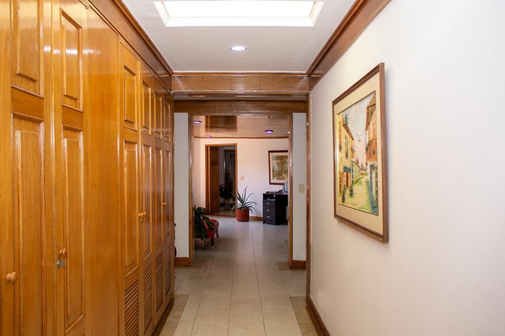 Apartamento en venta en La Carolina, Bogotá · foto 6 de 24