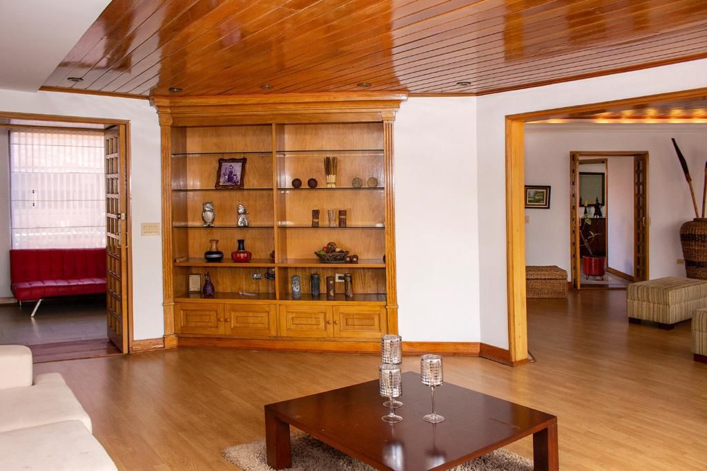Apartamento en venta en La Carolina, Bogotá · foto 8 de 24