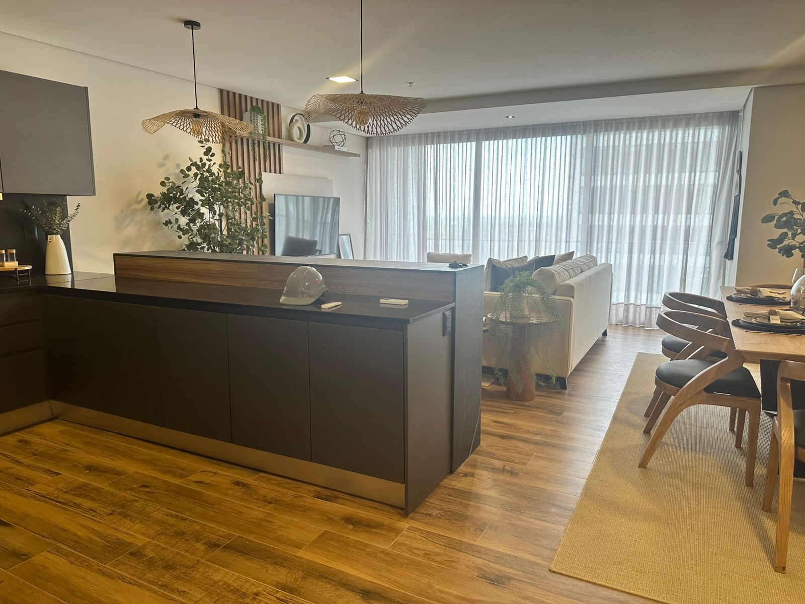 VENDO DEPARTAMENTO DE 2 DORMITORIOS MÁS COCHERA, ALBOR APARTMENTS — foto 2