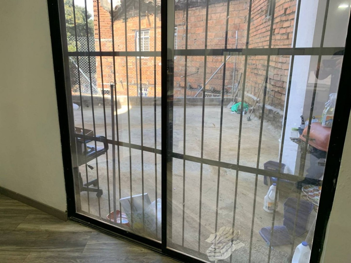 Warehouse for sale in Boston, Medellín 3