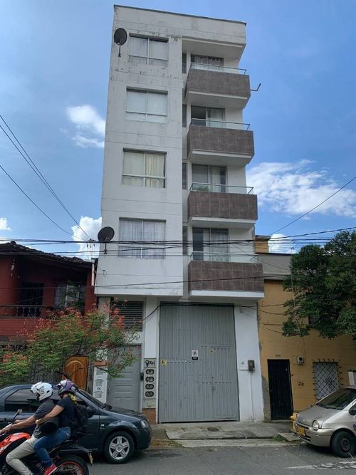 Bodega en venta en Boston, Medellín, 240 m² · foto 14 de 16