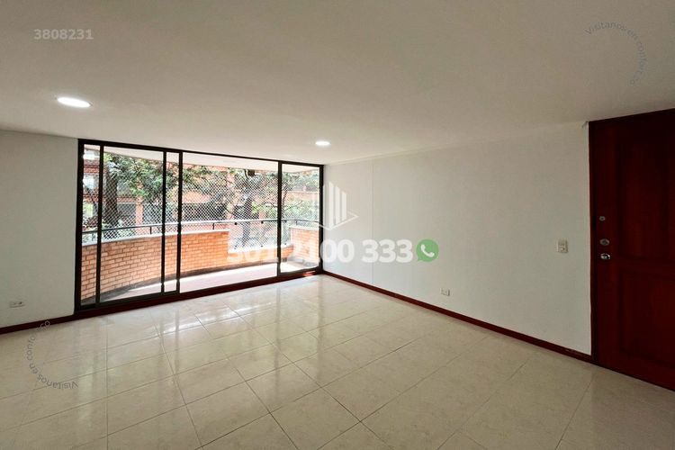 Apartamento en arriendo en Los Balsos, Medellín · foto 4 de 24