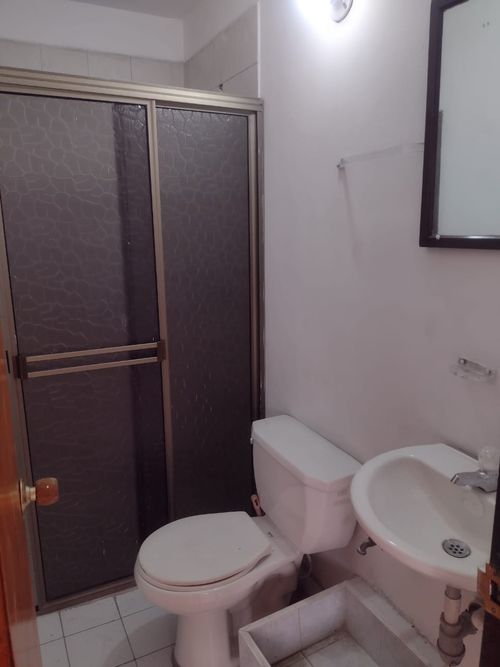 Local en arriendo en El Chagualo, Medellín, 60 m² · foto 4 de 5